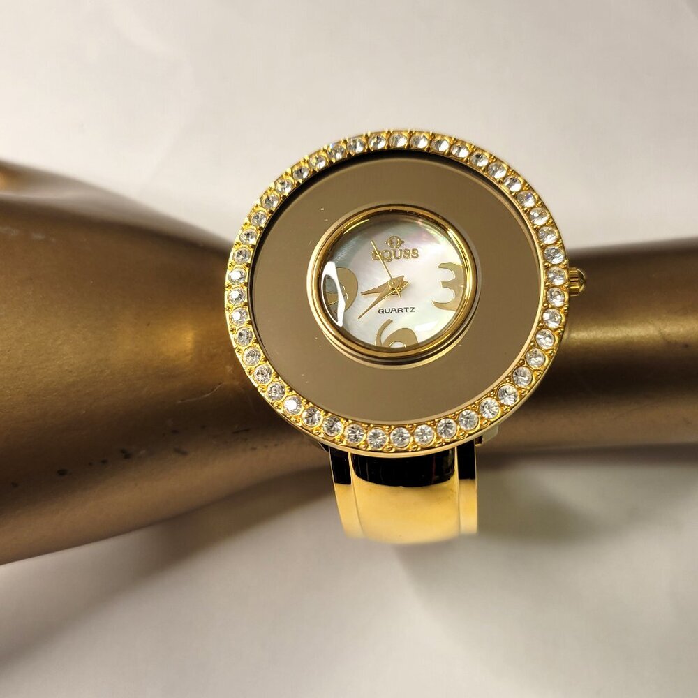 Womens Watch Gold Bangle Watch with Austrian Stones NEW